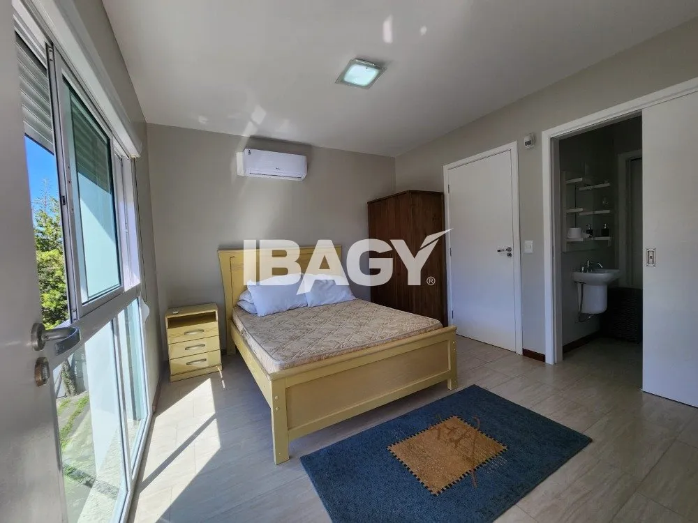 Furnished house, 157 m², with a walk-in closet — photo 40