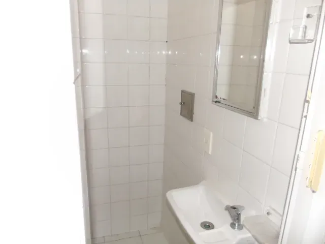 Rental apartment with 3 bedrooms, 2 baths and 133 m² — photo 41