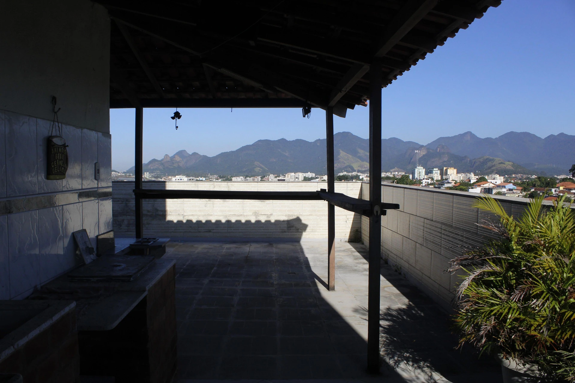 Rental apartment with 4 bedrooms and a balcony — photo 58