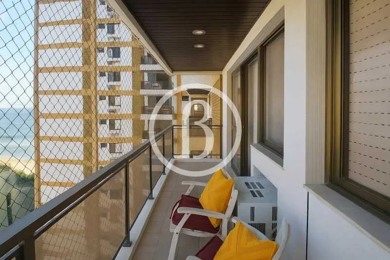 59 m² apartment with a jacuzzi and a water view — photo 25