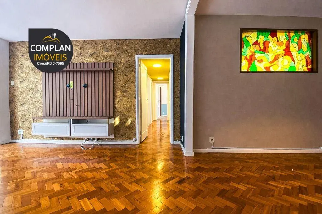 Apartamento com 3 quartos e armários embutidos — photo 8
