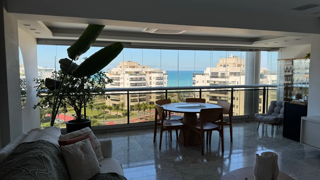 Furnished apartment with 4 bedrooms and 5 bathrooms — photo 13