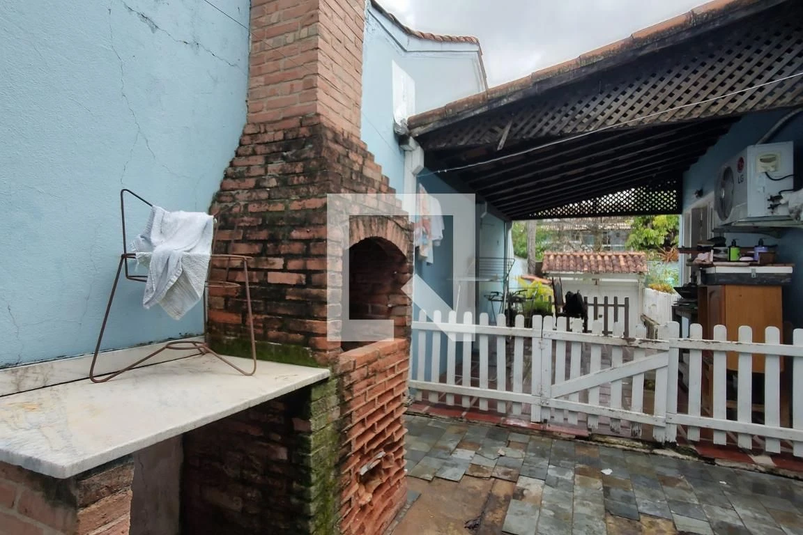 Furnished house with 3 bedrooms, private garden and 2 spots — photo 30