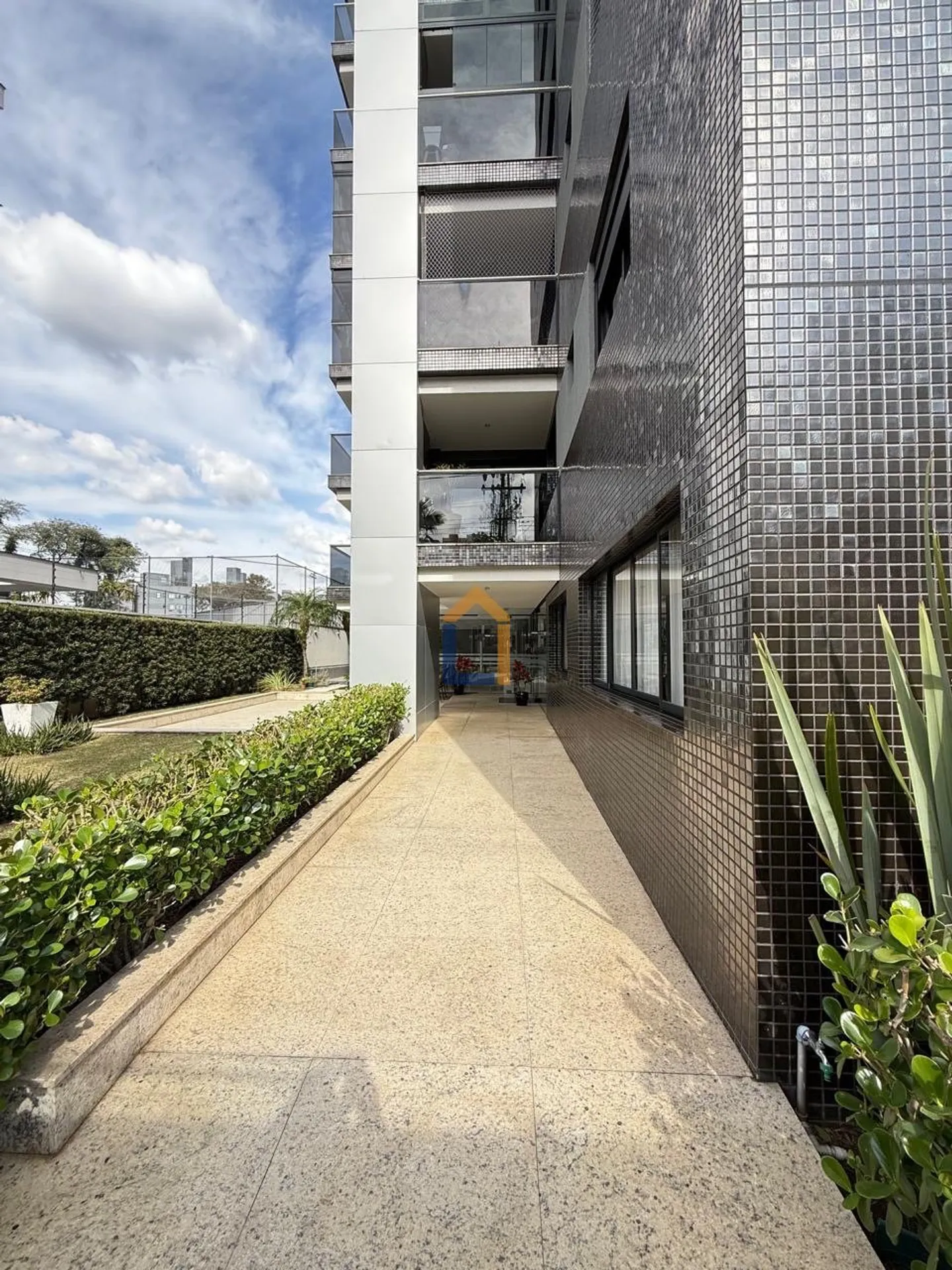 Cobertura duplex com 350 m², 2 suítes e 4 vagas — photo 2