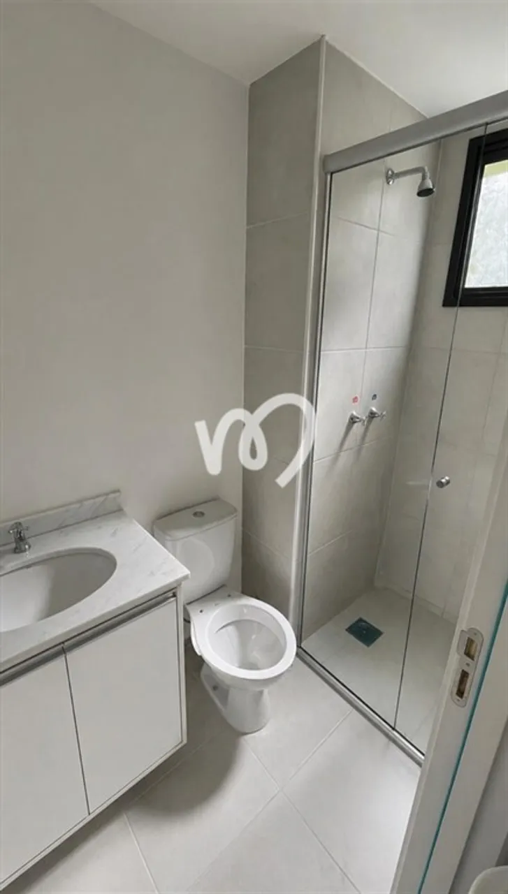 Unfurnished 2-bedroom apartment with 1 parking spot — photo 9