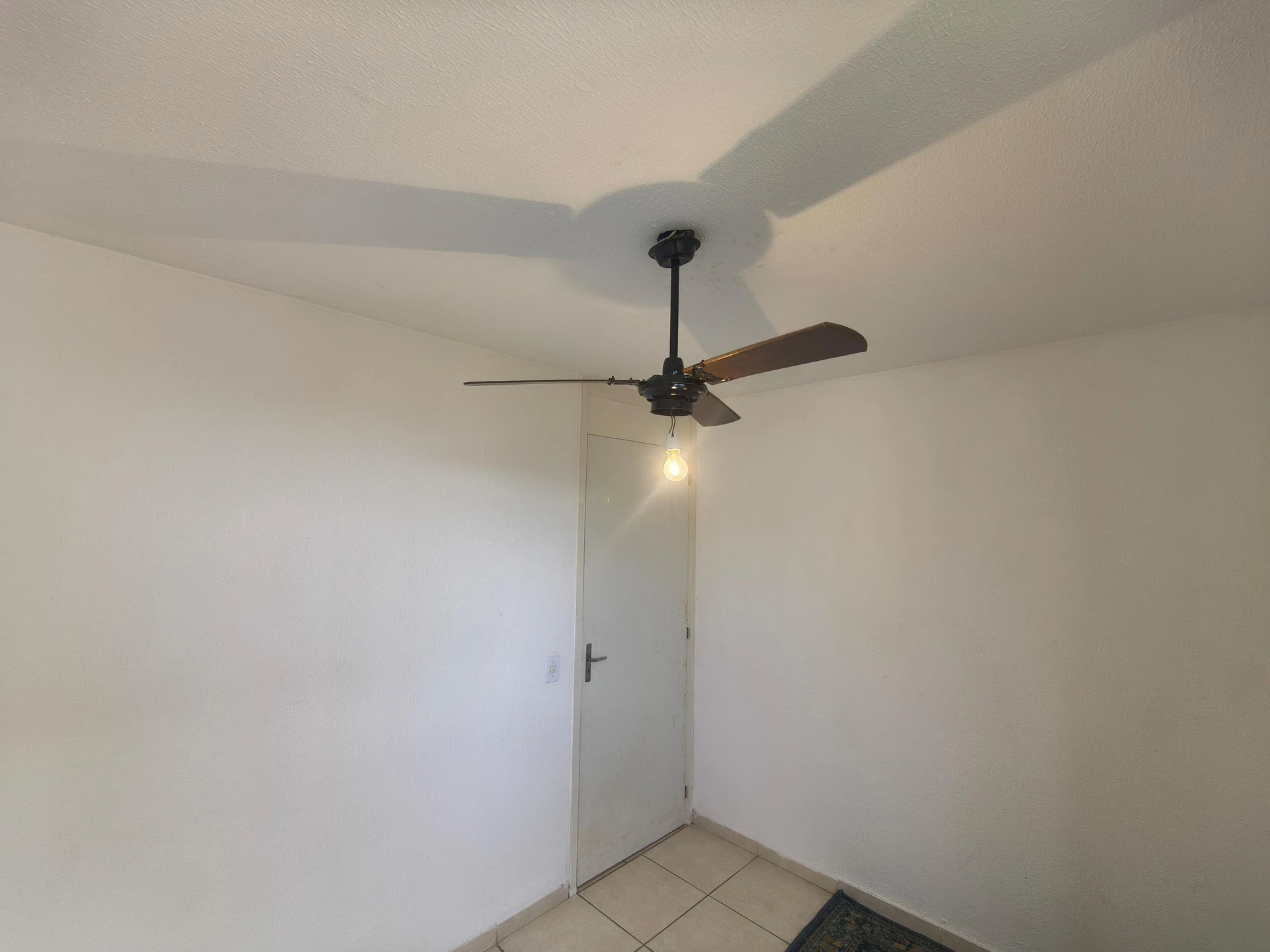 Washing machine in a 2-bedroom apartment, 70 m² — photo 24
