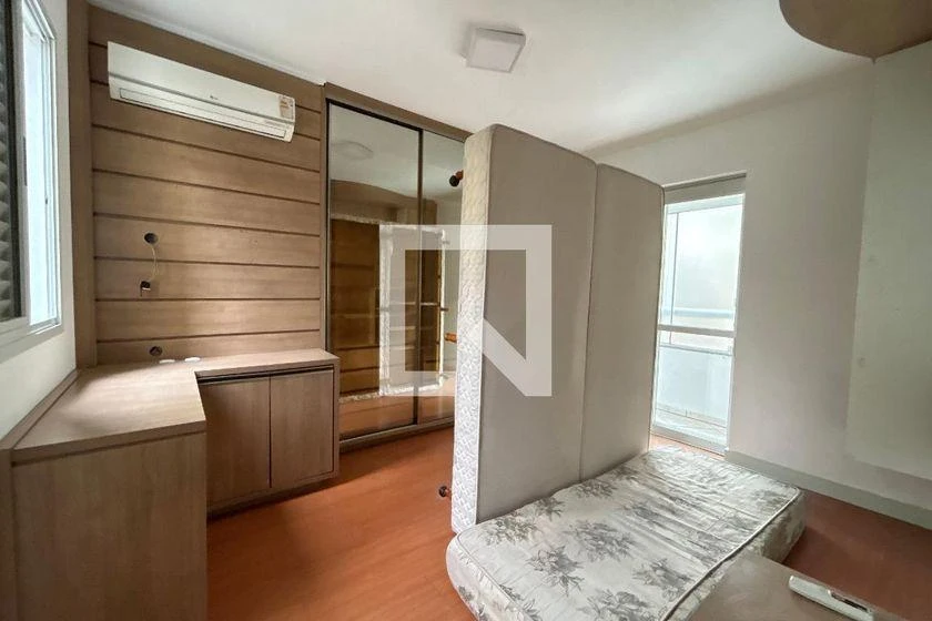 Furnished apartment, 108 m², with floor-to-ceiling windows — photo 21