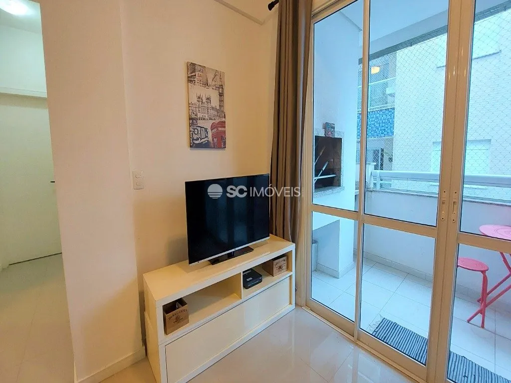 2-bedroom apartment with a washing machine in Florianópolis — photo 20