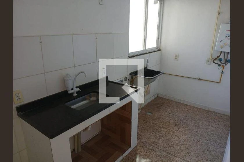 Unfurnished 2-bedroom apartment with 65 m² and parking — photo 2
