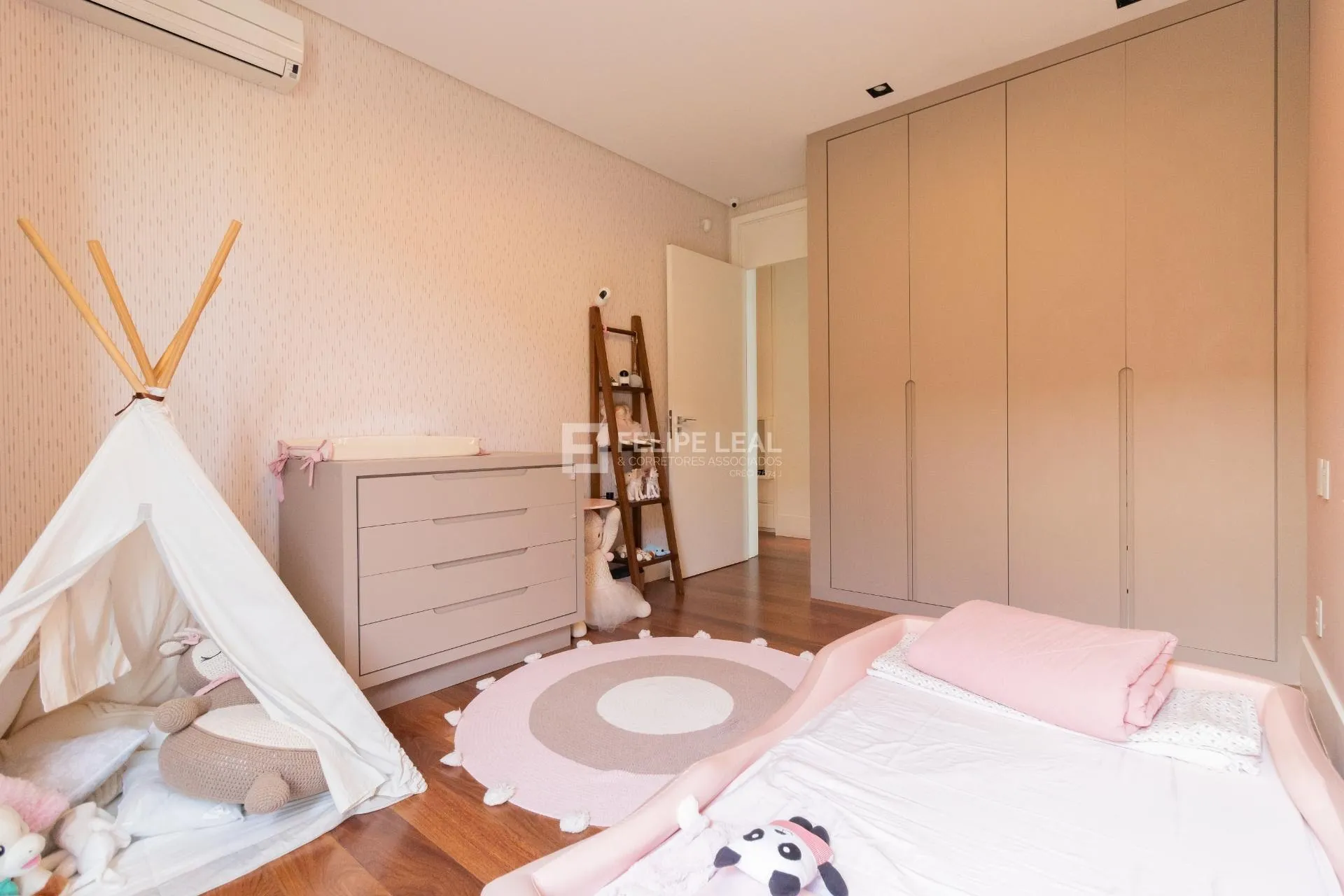 Меблированный дом в кондоминиуме: 5 люкс-спален и 700 м² — photo 21