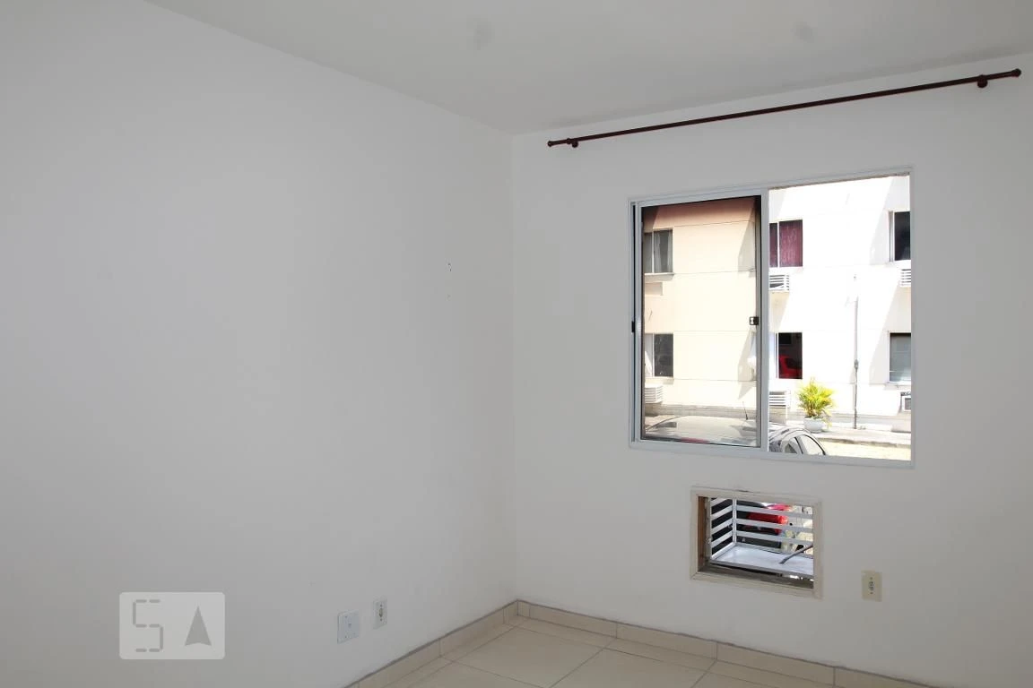 2-bedroom apartment in a building with a pool — photo 15
