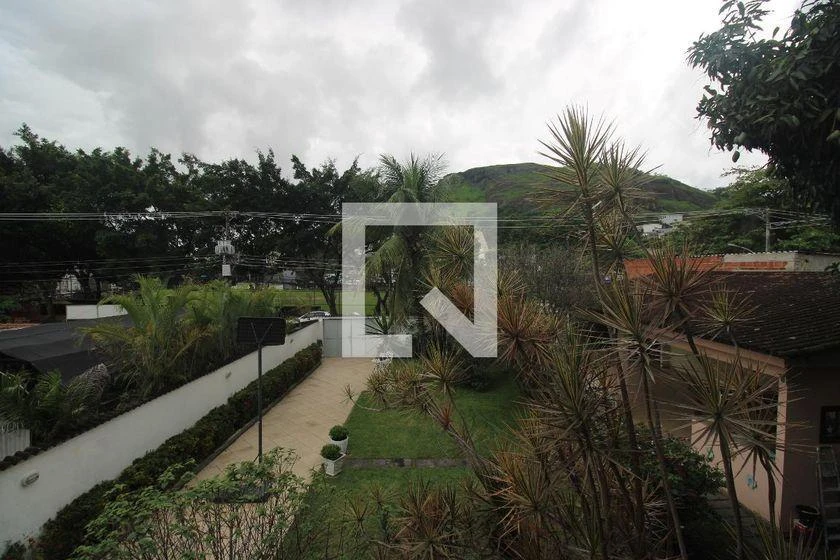 House, 370 m², with a grill on the balcony — photo 34