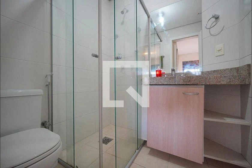 Furnished 80 m² apartment with 2 bedrooms and 2 baths — photo 18