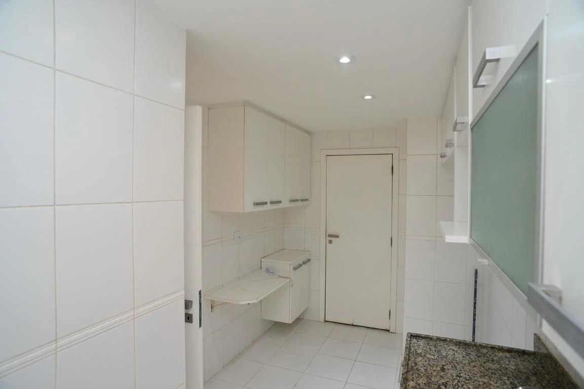 Apartamento com 2 quartos e suíte com varanda — photo 17