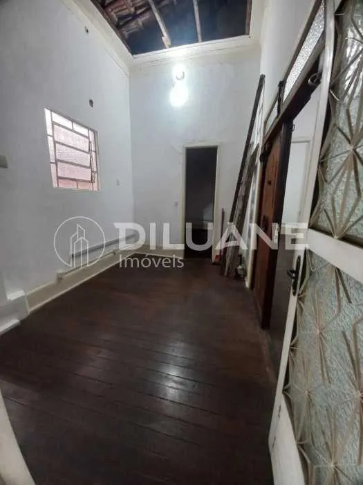 Unfurnished 1-bedroom apartment with 1 bathroom and parking — photo 12