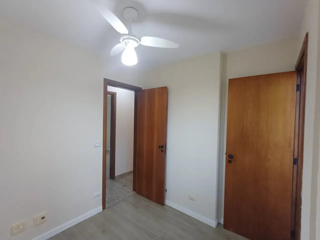 Rental apartment with 2 bedrooms and 3 bathrooms — photo 16