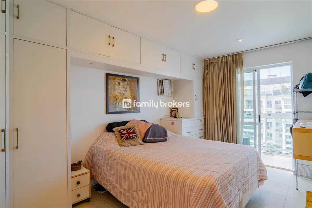 3 quartos e espaço de home office: apartamento de 200 m² — photo 16