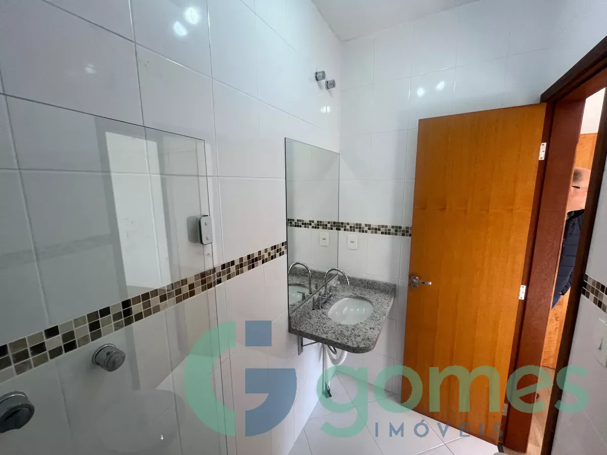 Квартира з зоною для пральні та площею 230 м² — photo 26
