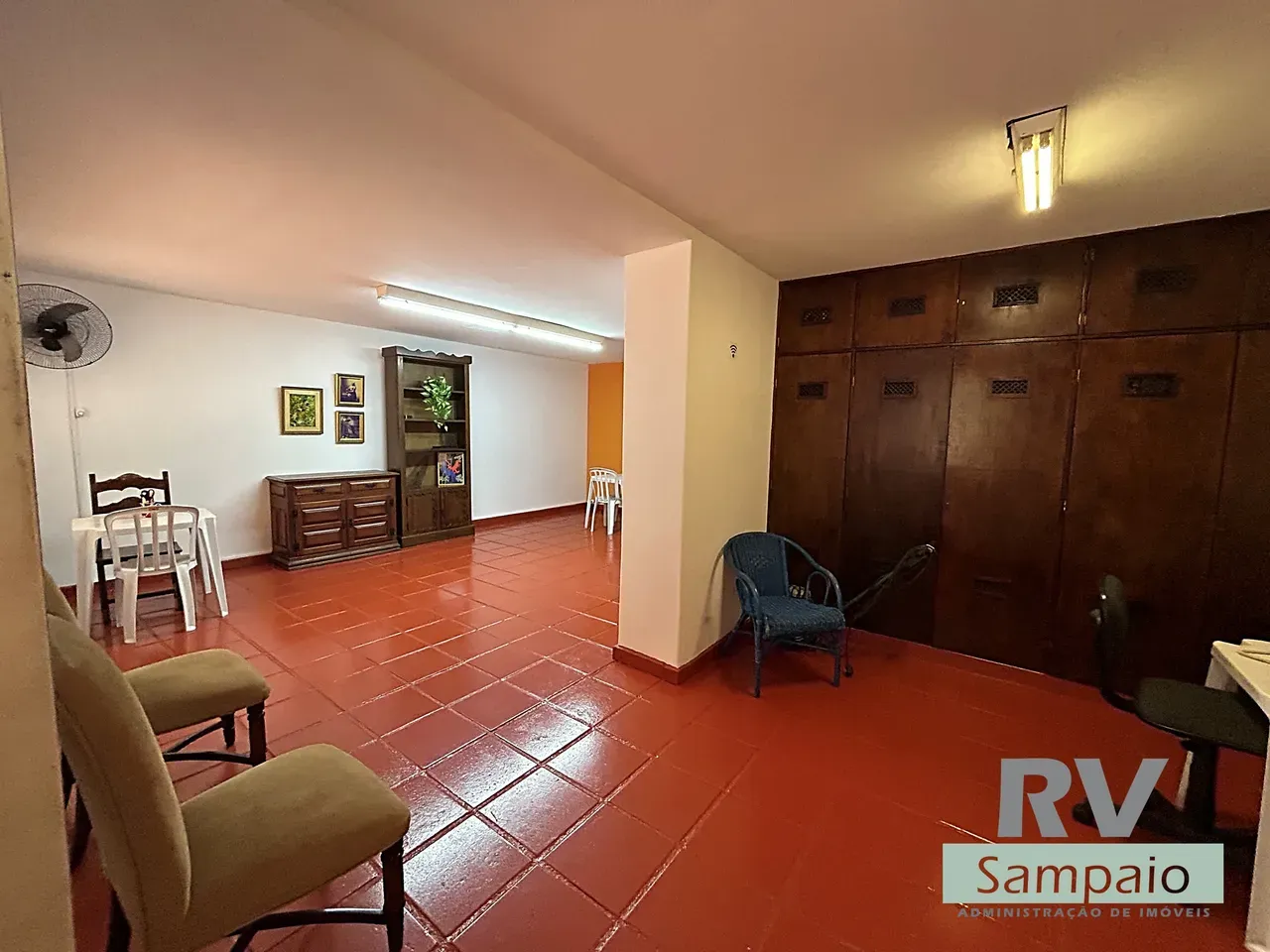 One-bedroom apartment with a mountain view in Rio de Janeiro — photo 23