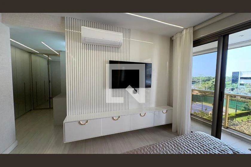 Apartment, 217 m², with a glass-enclosed balcony — photo 29
