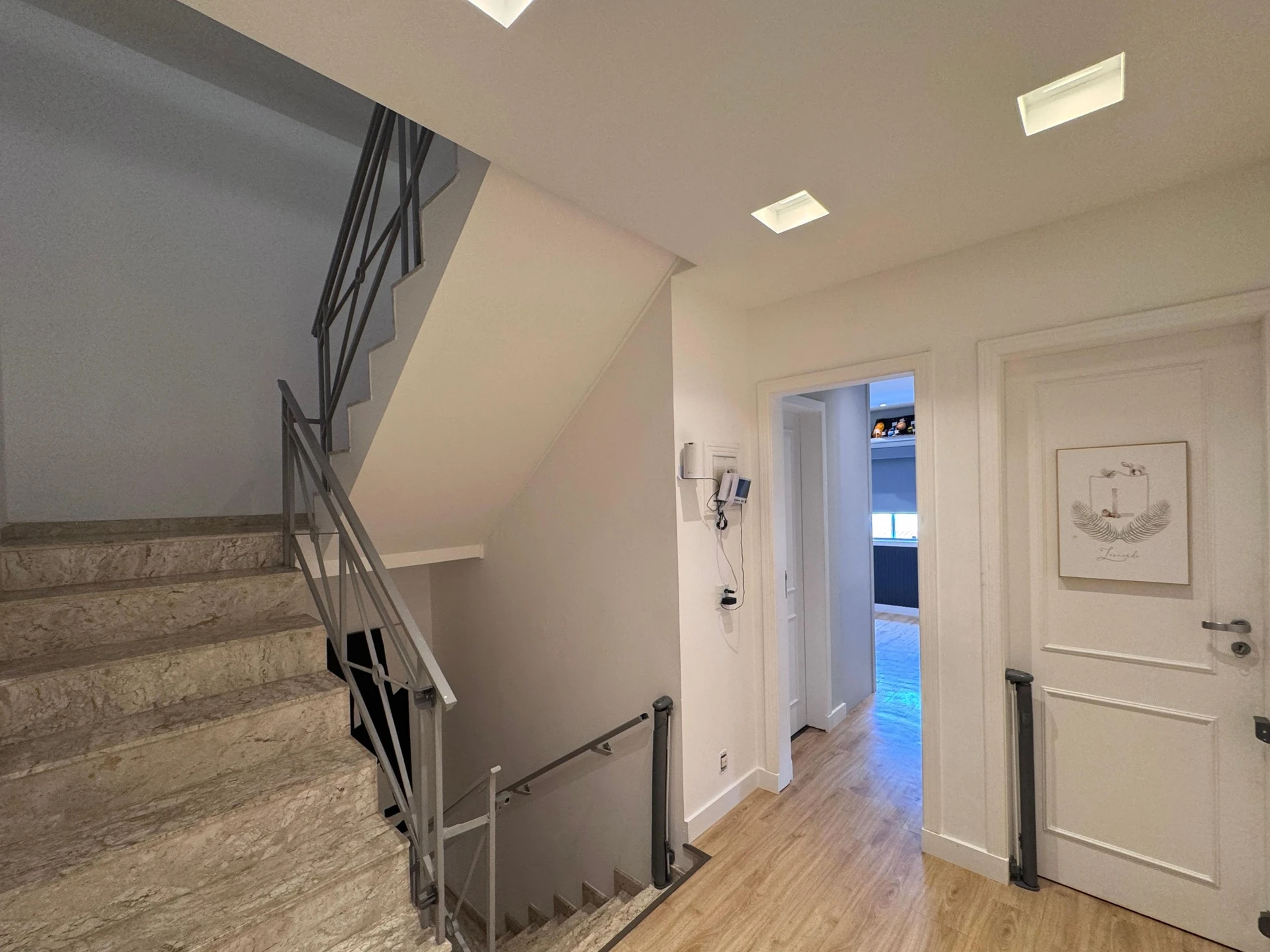 Furnished house, 550 m², with a bathtub — photo 64