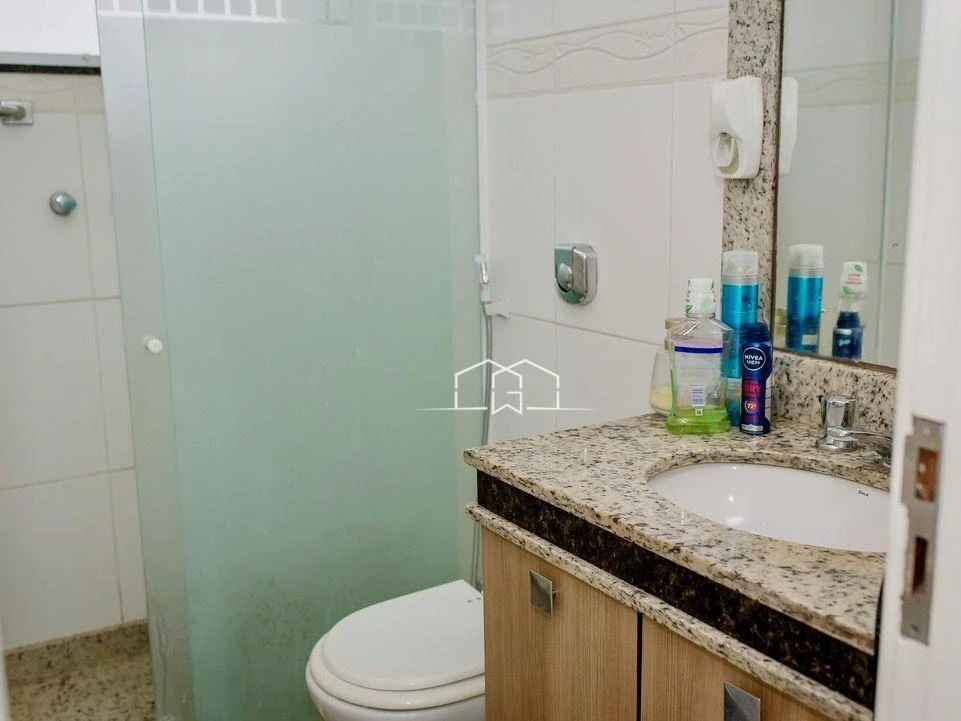 Furnished house with 4 bedrooms and 5 bathrooms — photo 27