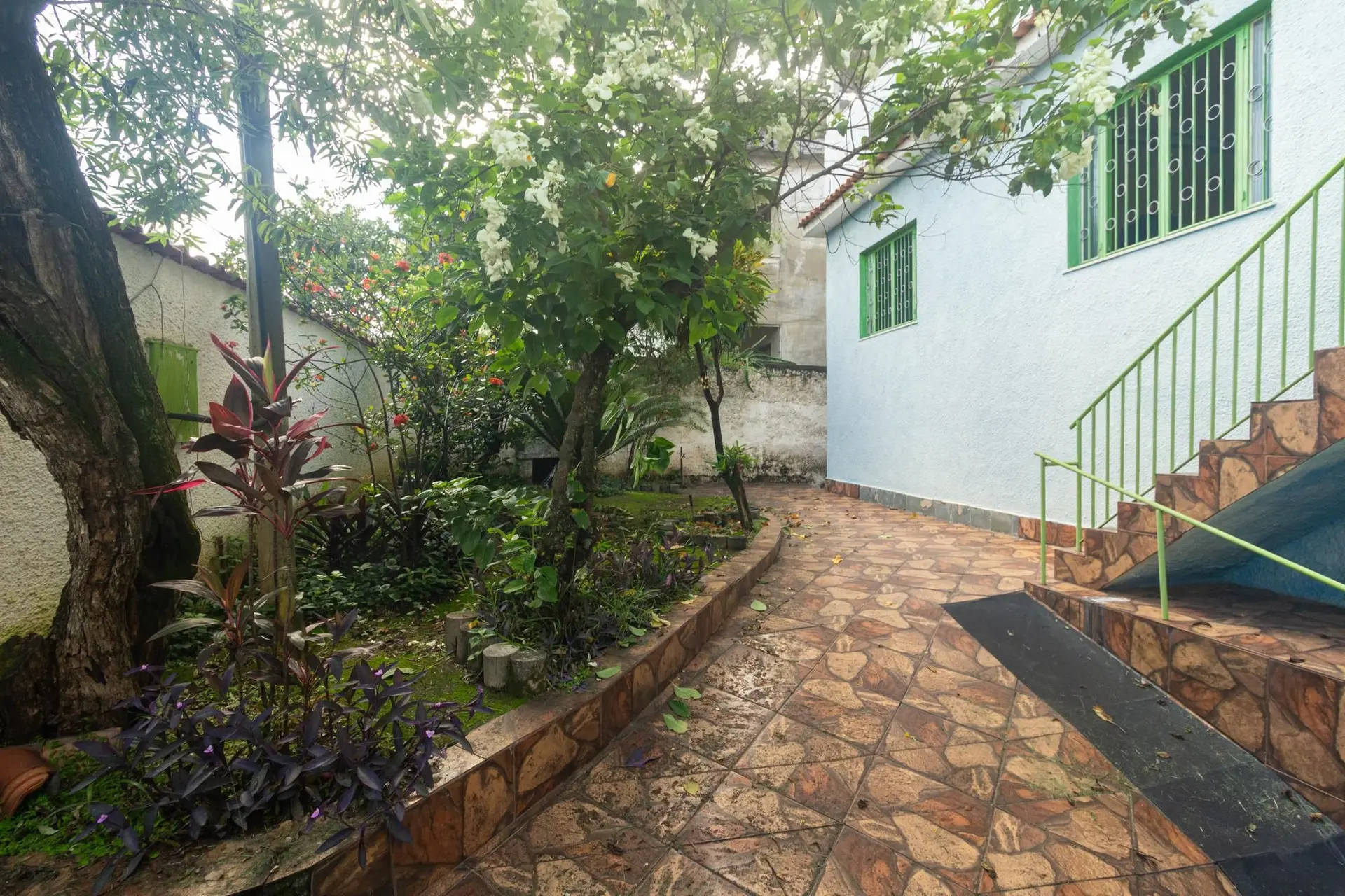 Casa com quintal privativo e 1 quarto, 2 vagas — photo 25