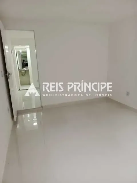 1-bedroom apartment with glass shower and electric shower — photo 15