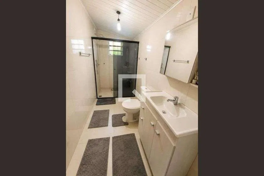 House with 4 bedrooms and 275 m² plus shared BBQ area — photo 11
