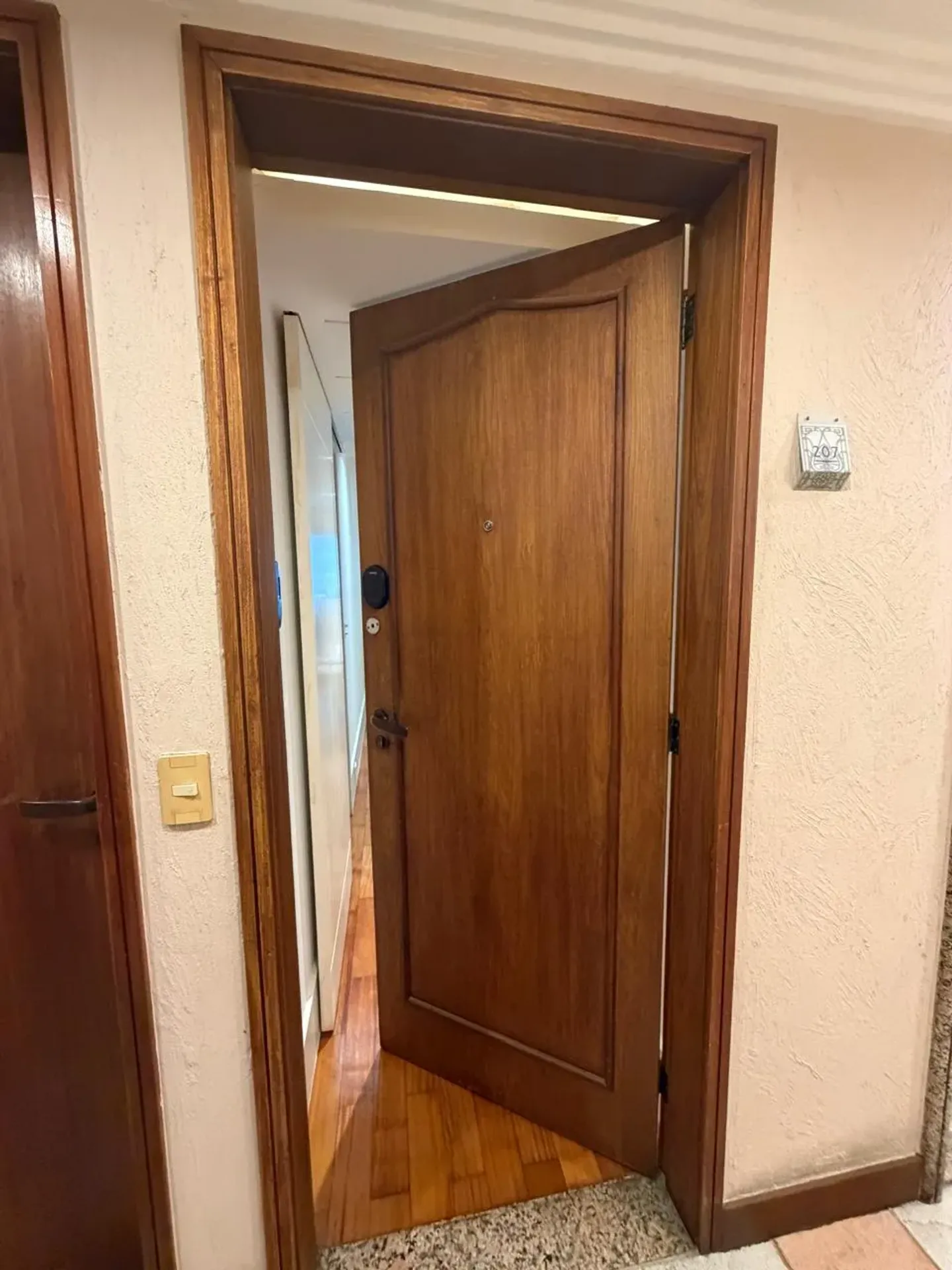 2-bedroom apartment with a water view — photo 48