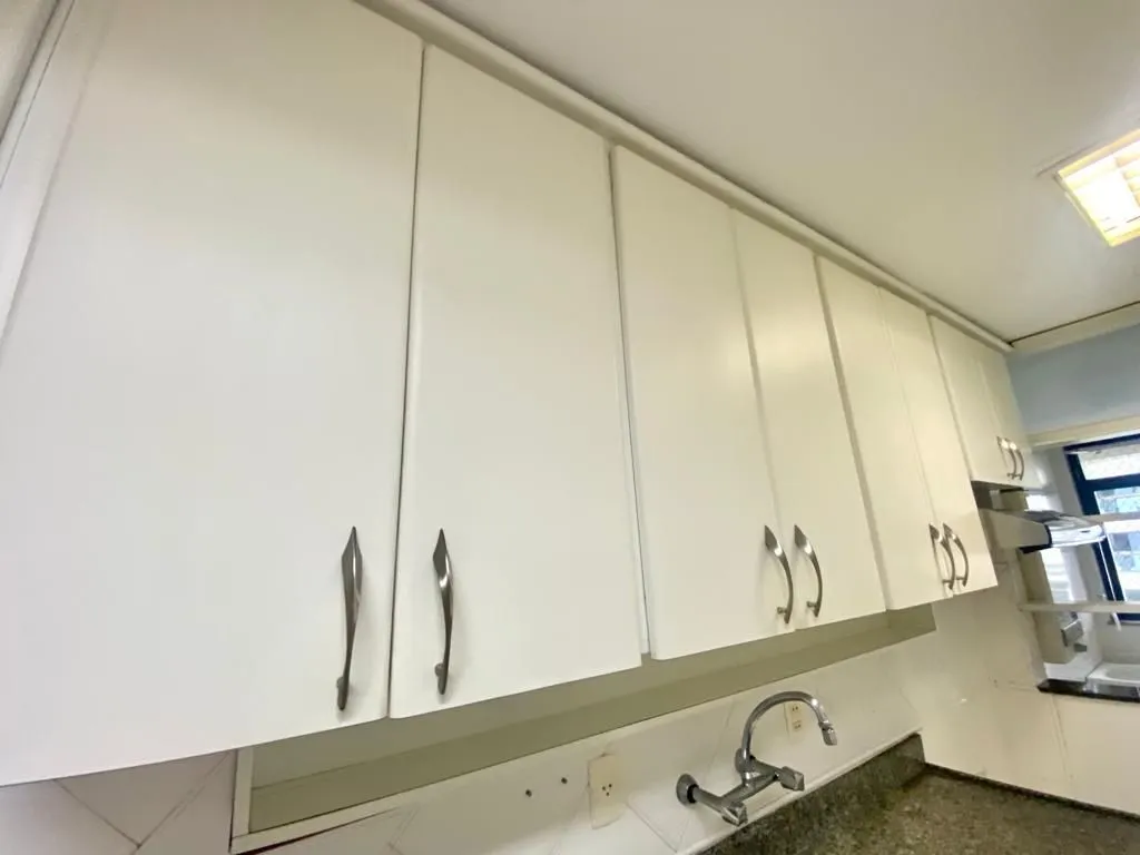 Apartment on the 13th floor with a bathtub — photo 26