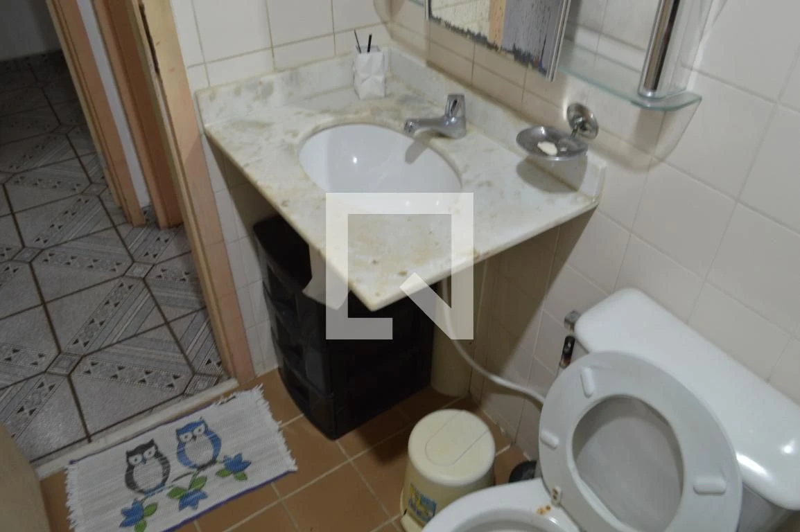 Furnished apartment with 3 bedrooms and a balcony — photo 47