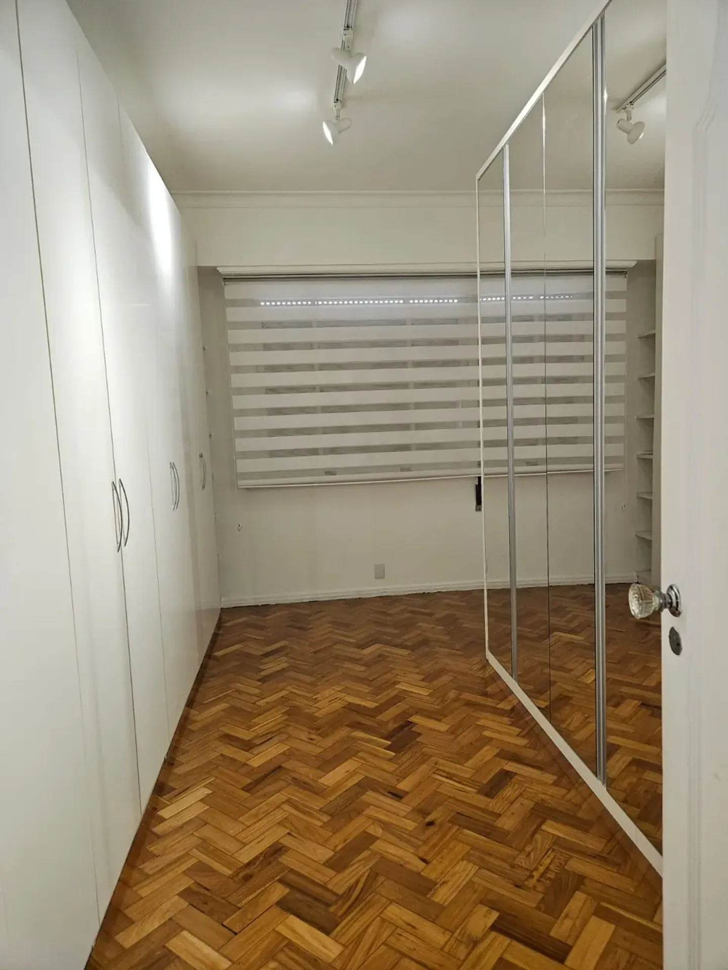 Apartamento, 200 m², com varanda envidraçada — photo 6