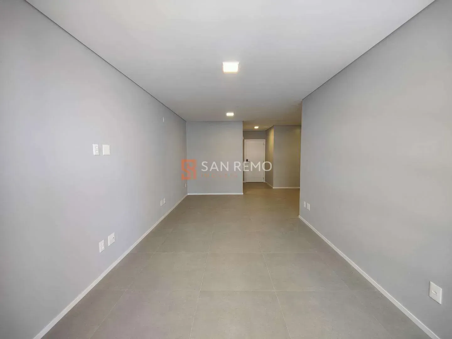 Apartamento amueblado de 2 habitaciones con 2 suites y 115 m² — photo 32