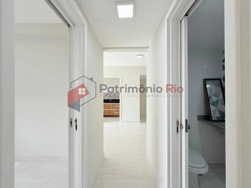 Apartment with 2 bedrooms and balcony with city view — photo 21