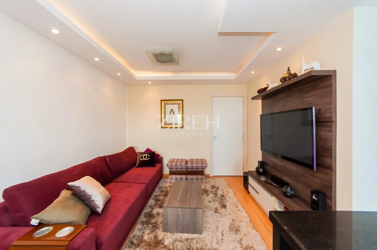 Квартира 70 м² с застеклённым балконом и рабочим местом — photo 6