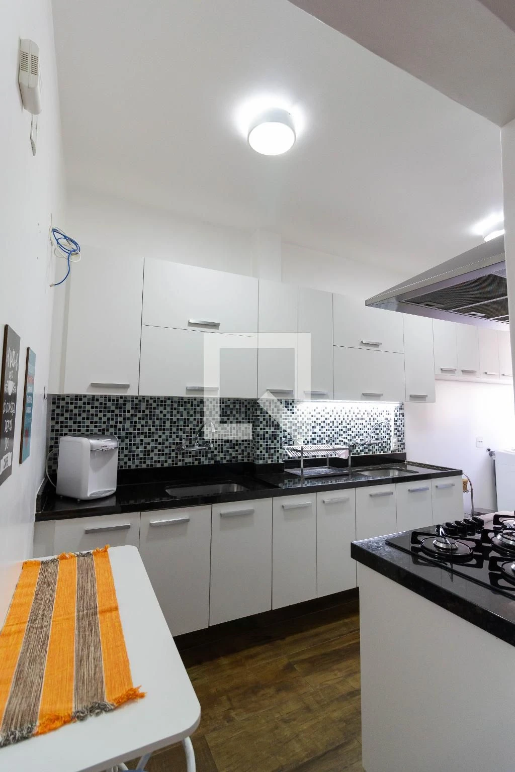 125 m² apartment with a jacuzzi and a bathtub