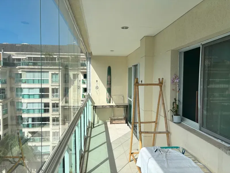 Apartamento sem mobília com cozinha americana a gás — photo 16