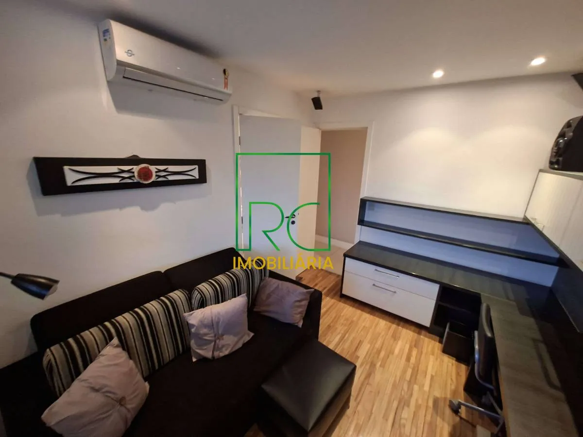 3-suite apartment with enclosed balcony and 115 m² — photo 19