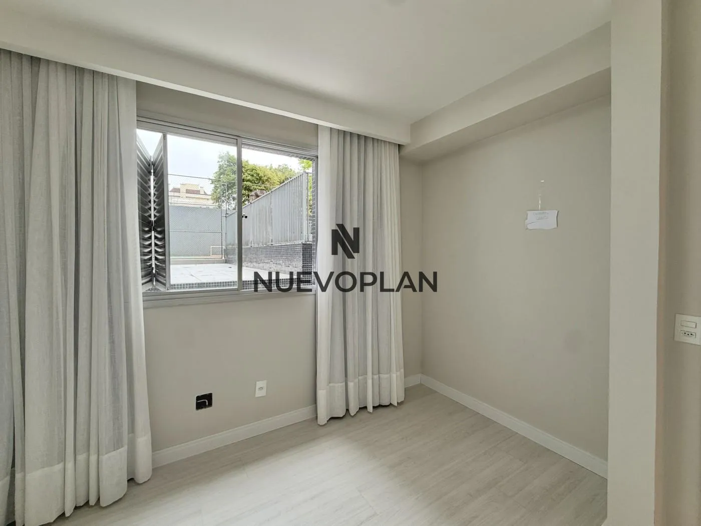 Apartment, 104 m², with a walk-in closet — photo 33