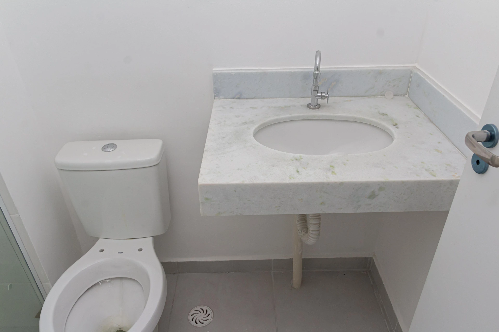 Apartamento para alugar com 2 quartos e varanda — photo 58