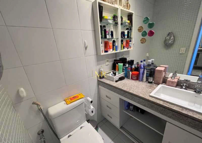 Furnished apartment with 4 en-suite bedrooms and 5 baths — photo 26