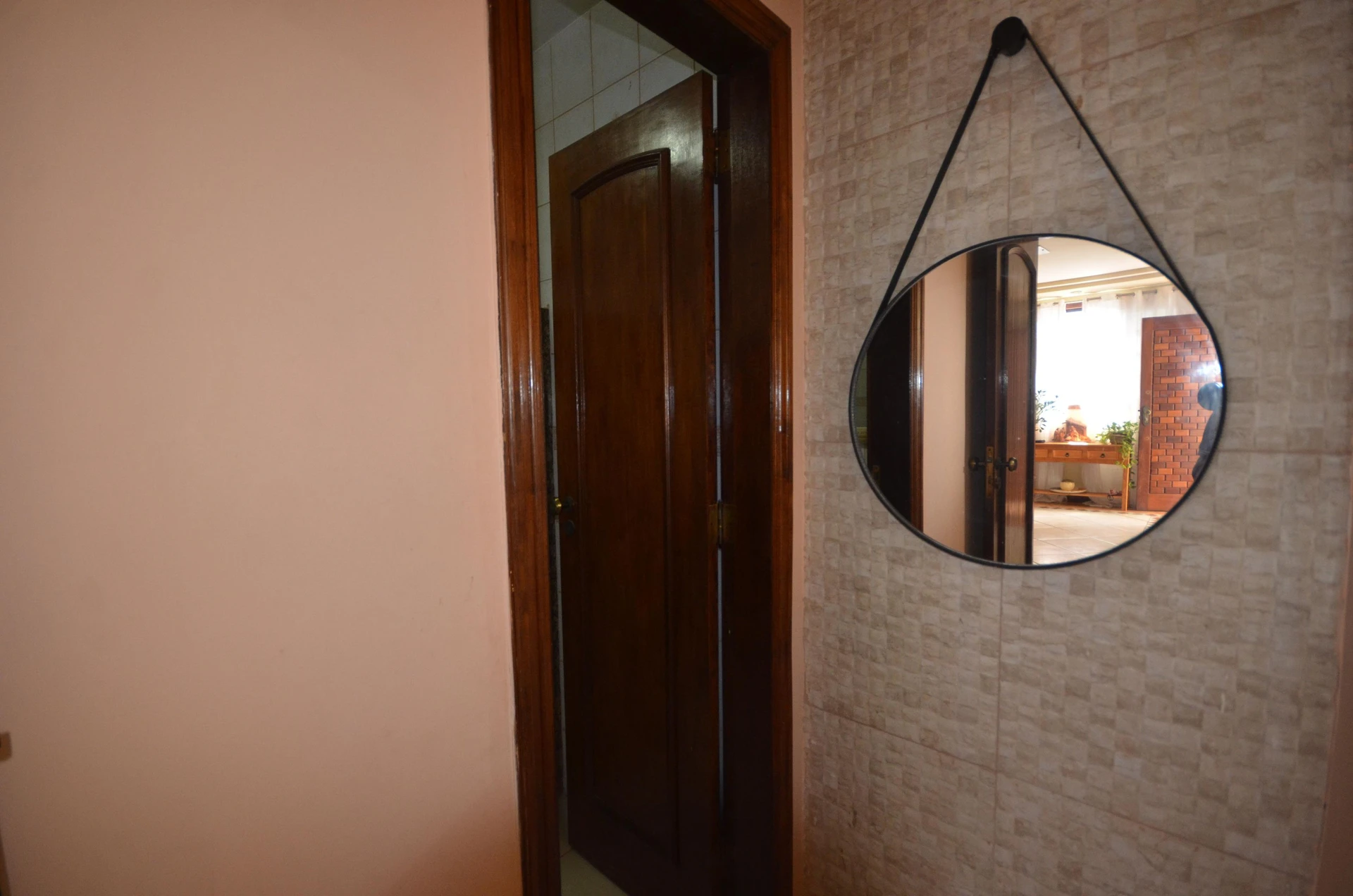 Furnished house with 7 bedrooms and 7 bathrooms — photo 3