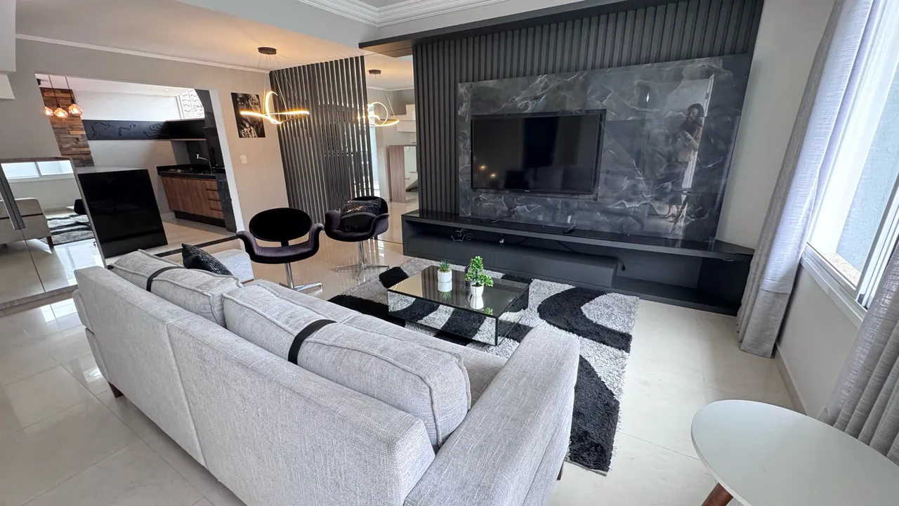 Washing machine in a 3-bedroom house, 190 m² — photo 3