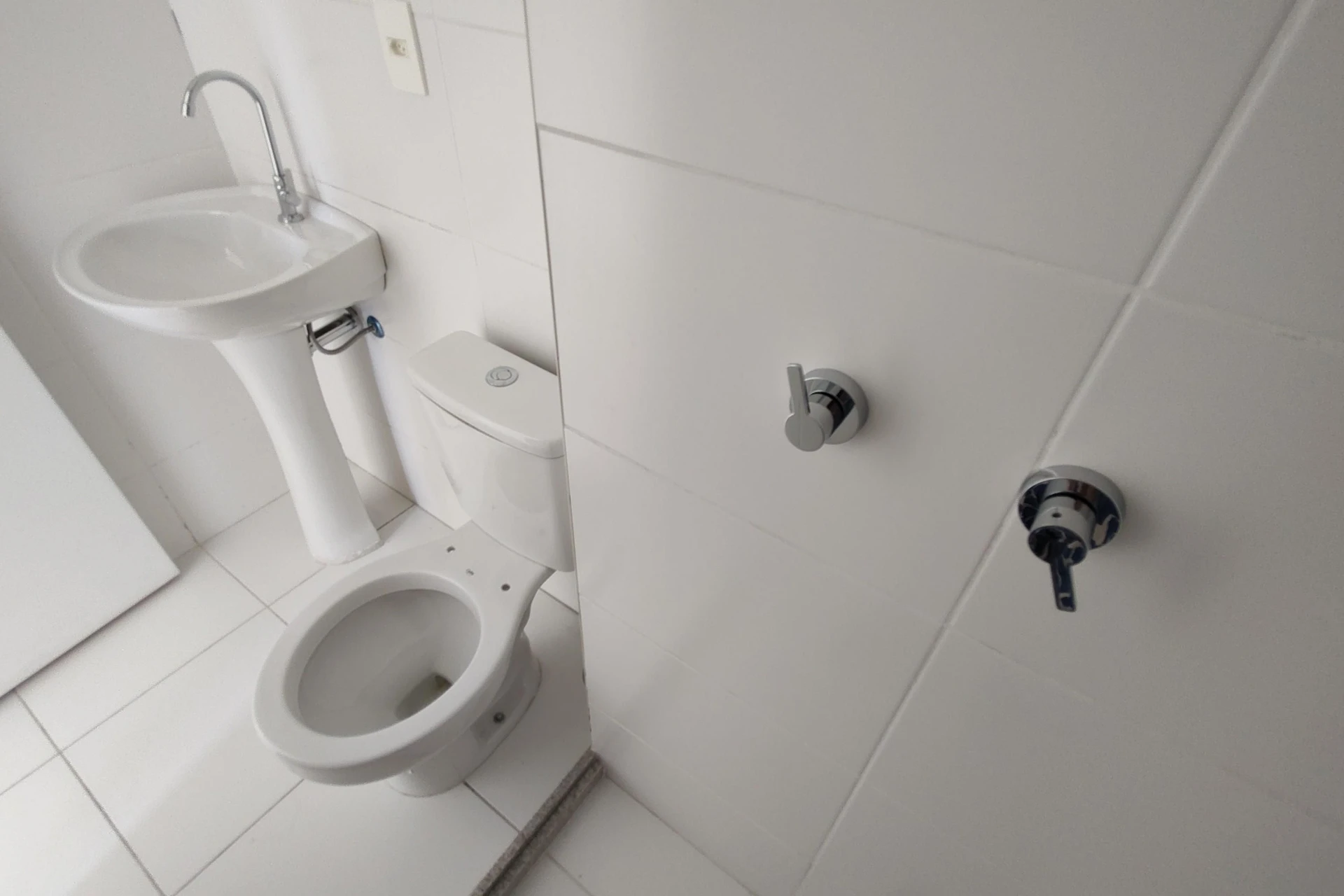 Apartamento de 2 dormitorios con balcón y vistas — photo 31