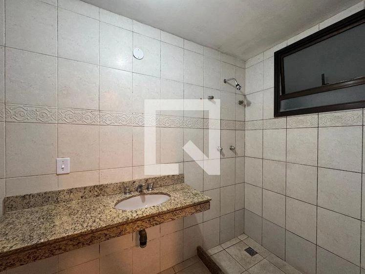 One-bedroom apartment in a building with a pool — photo 7