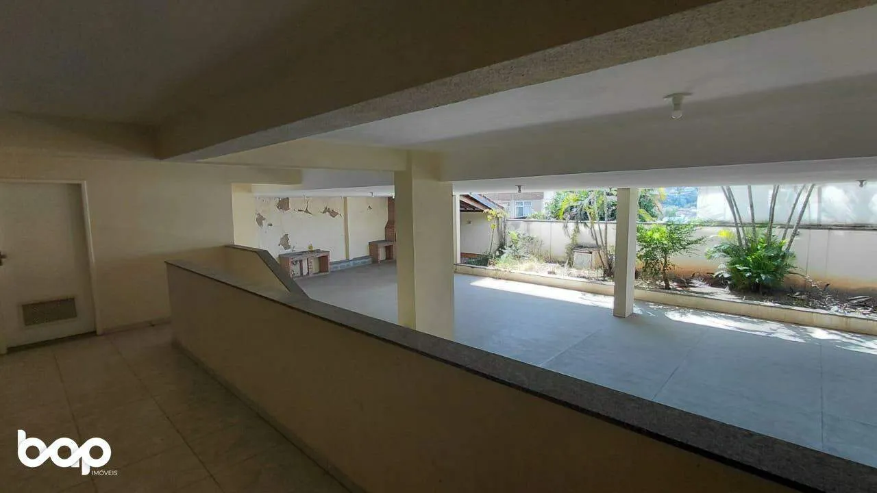 3-bedroom apartment with a water view in Rio de Janeiro — photo 10