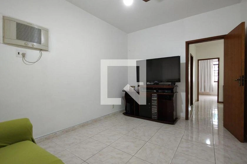 House with 6 bedrooms and shared pool — photo 33