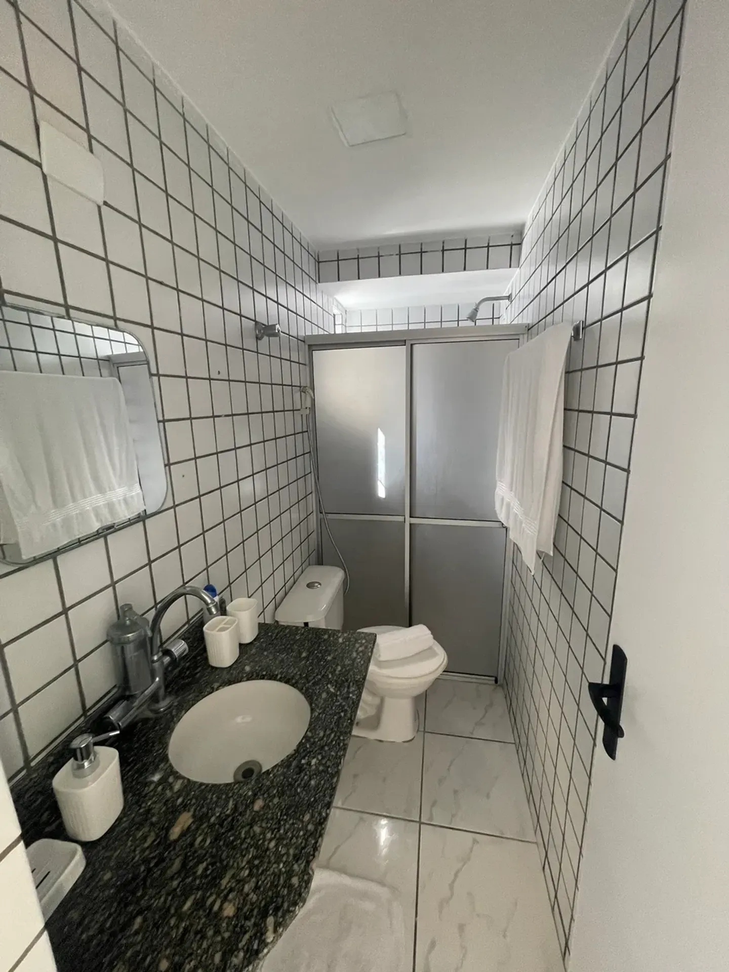 1-bedroom apartment with gas kitchen and balcony on the 4th floor — photo 8