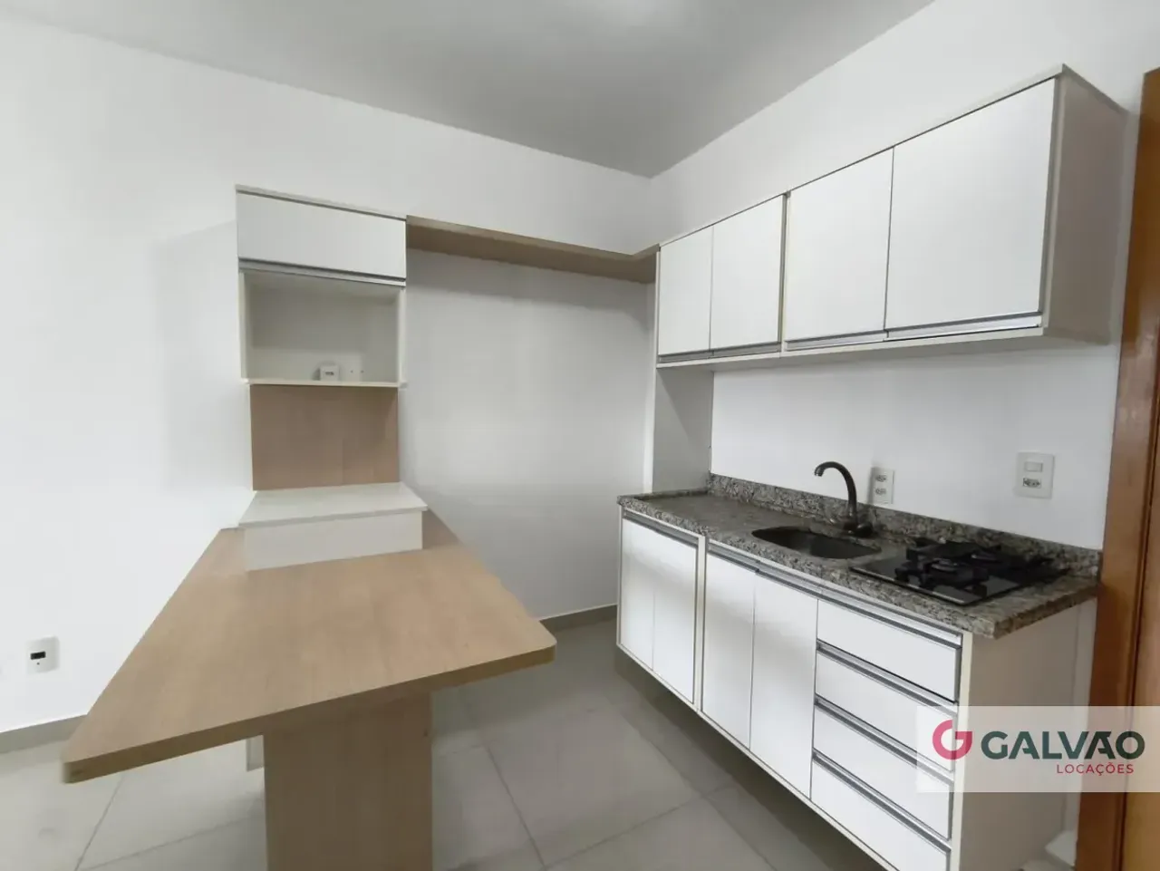 Studio-style apartment 37.29 m² with balcony and 1 bedroom — photo 2